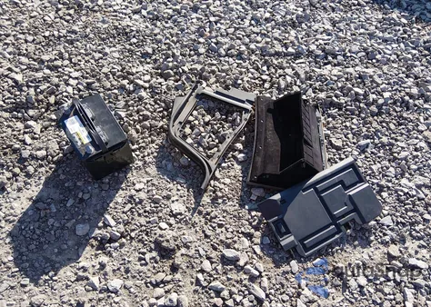 2010 Infiniti G37 z USA, uszkodzony, nr VIN JN1CV6FE8AM353796